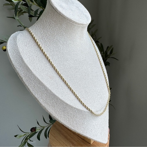 14k Gold Plated Elegant Rope Chain Necklace - Picture 2 of 4